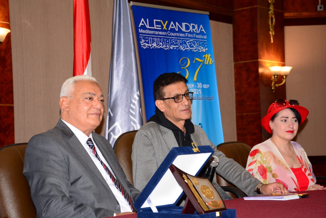 تكريم اسم الراحل محمد رضا بمهرجان الإسكندرية السينمائي (3)