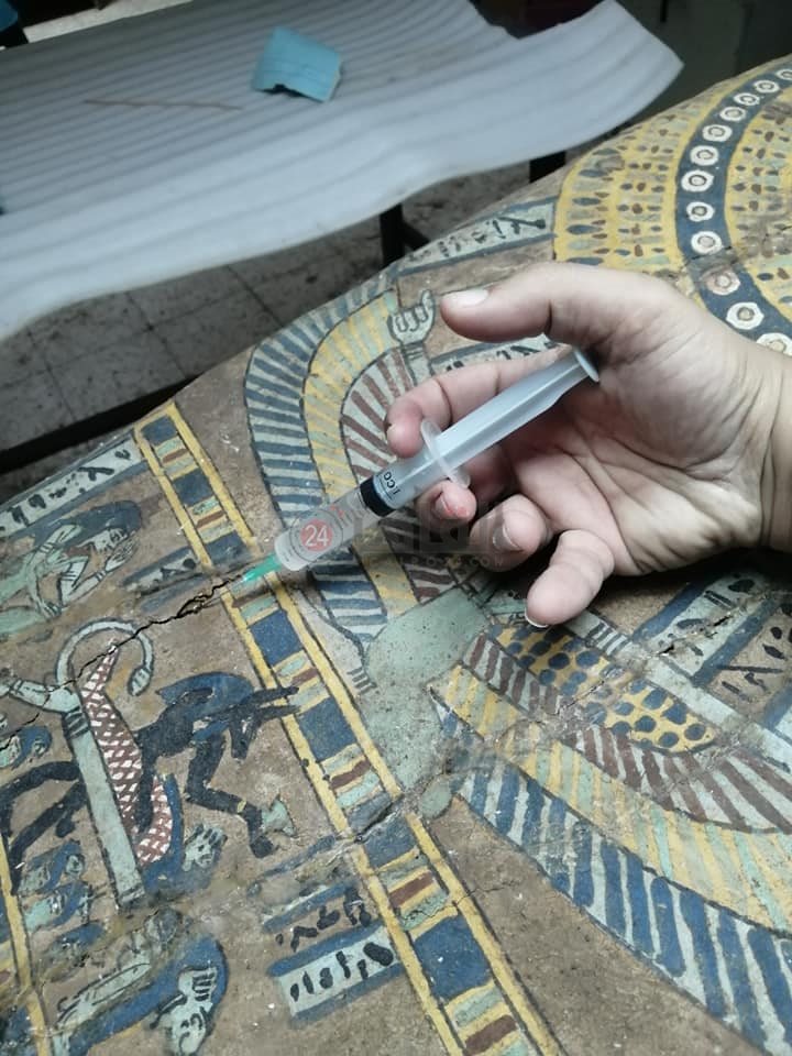 ترميم التوابيت بمتحف آثار بني سويف (2)