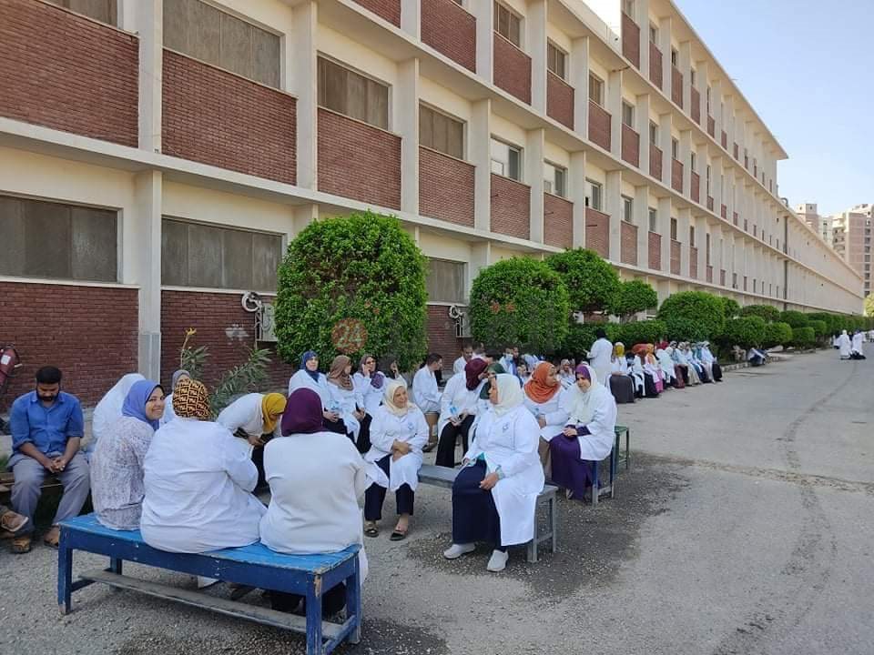 جانب من الوقفات الاحتجاجية