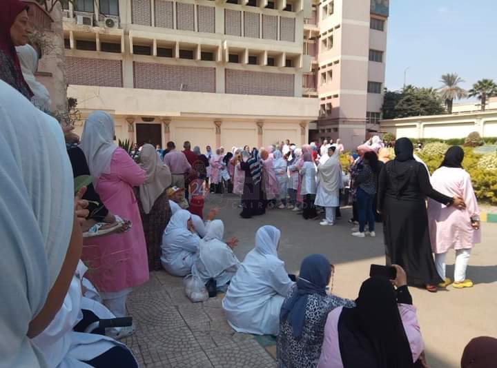 جانب من الوقفات الاحتجاجية