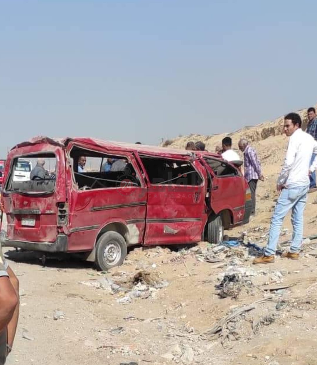 الميكروباص بعد  الحادث 02