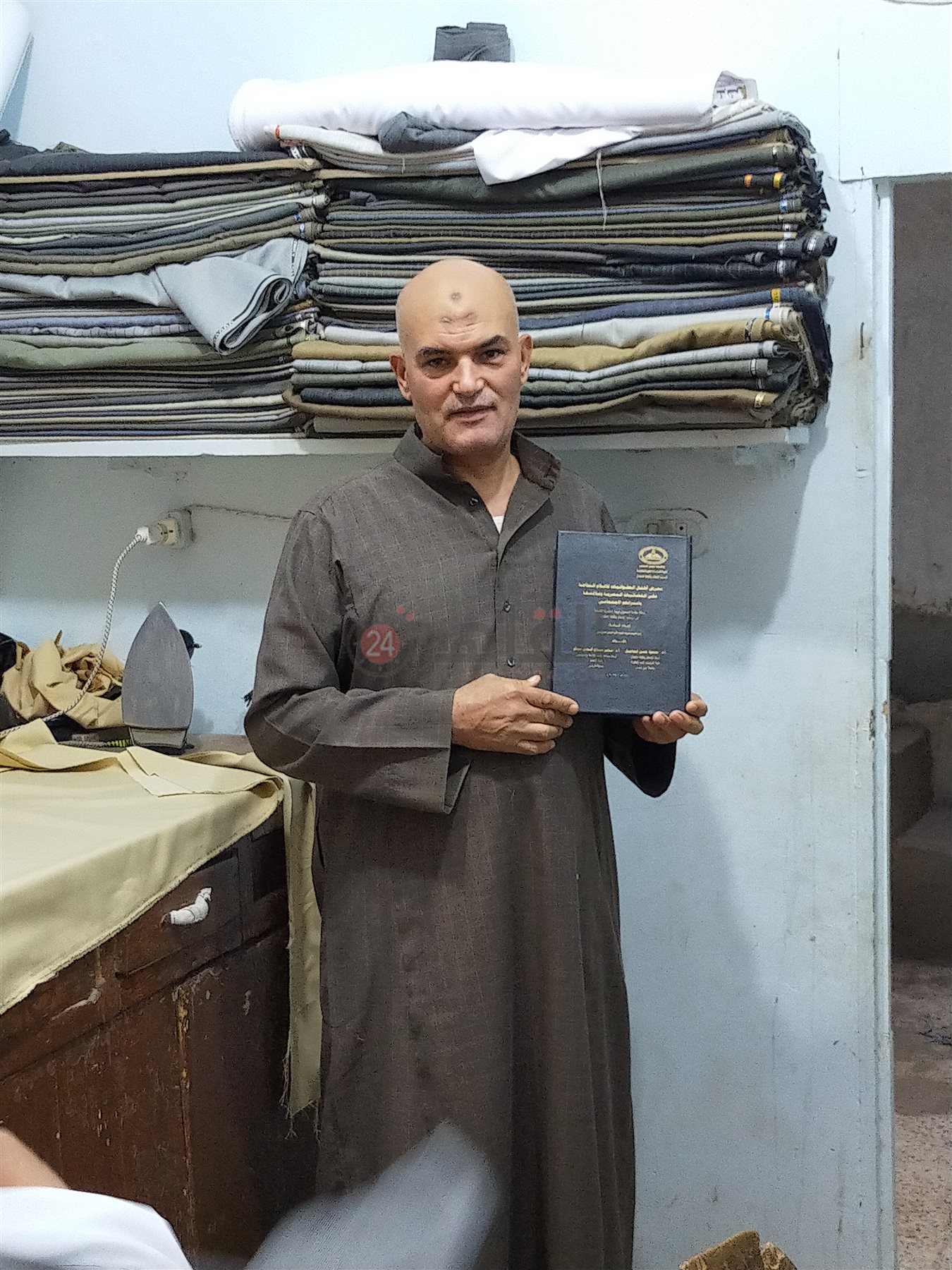 الدكتور إبراهيم الشاهد