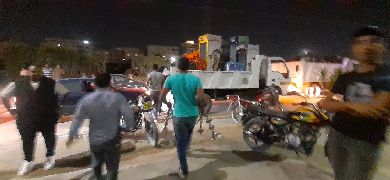 الجيزة رفع 750 حالة إشغال لمحال ومقاهي حدائق الاهرام