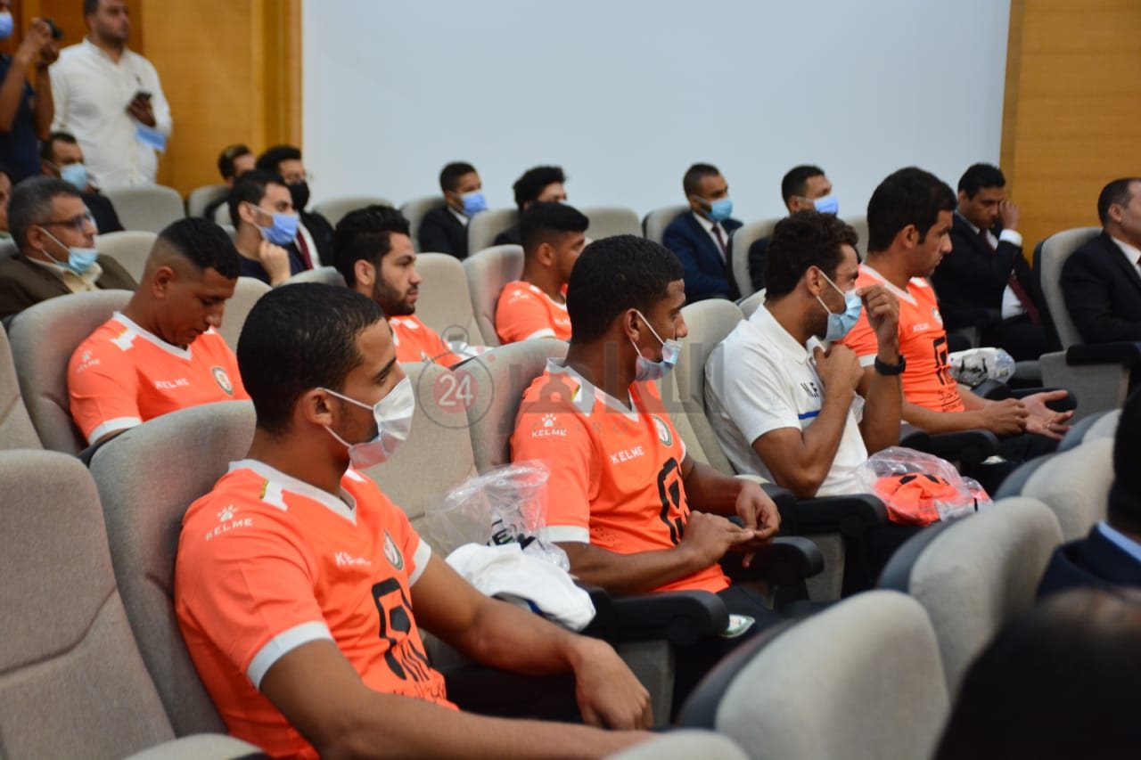 مؤتمر نادي البنك الأهلي