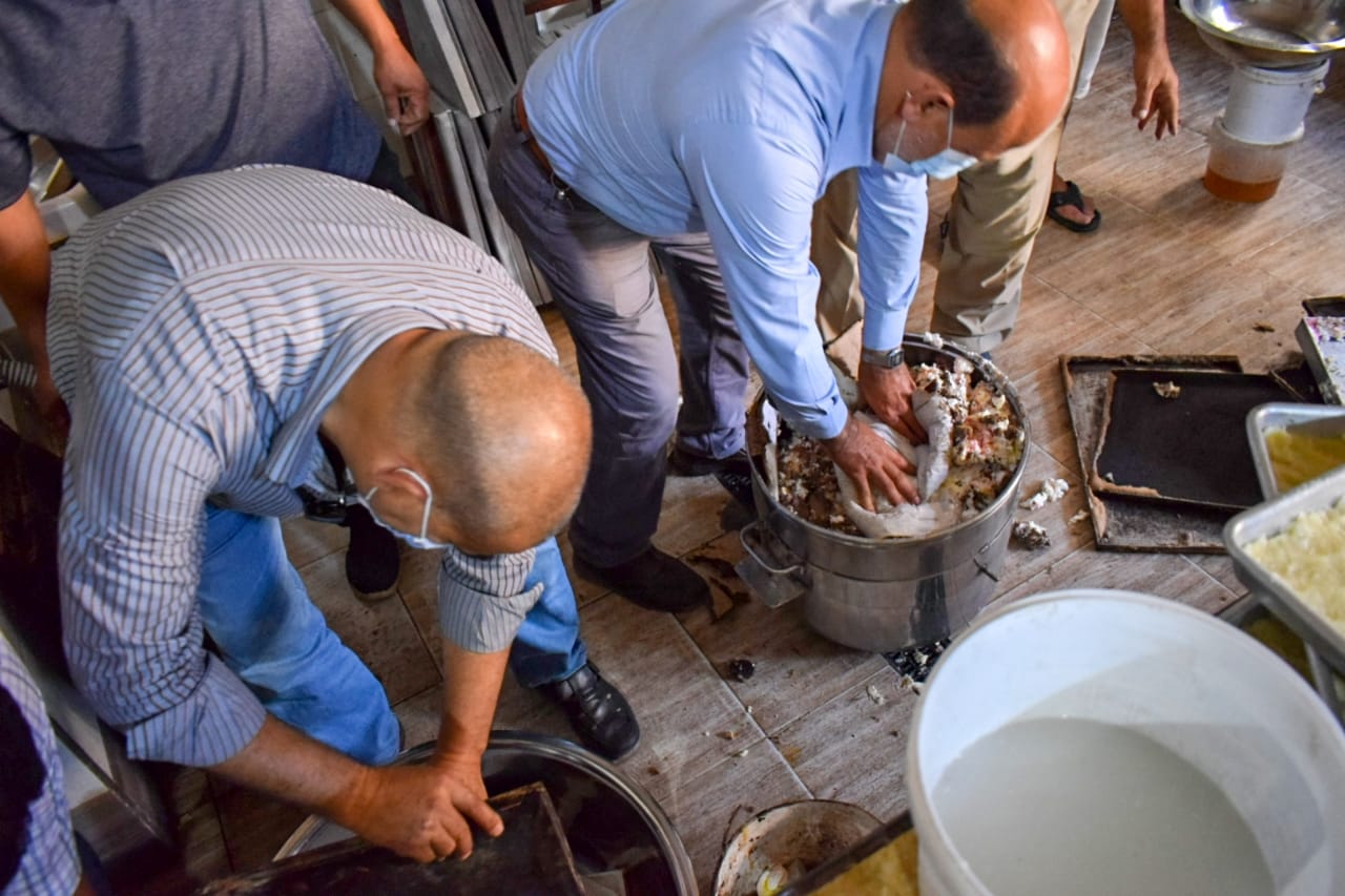 حملة على المصانع بالشرقية 011