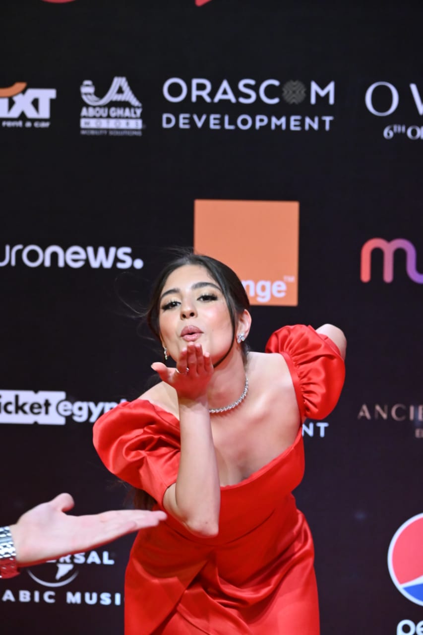 عرض فيلم ريش بالجونة (16)