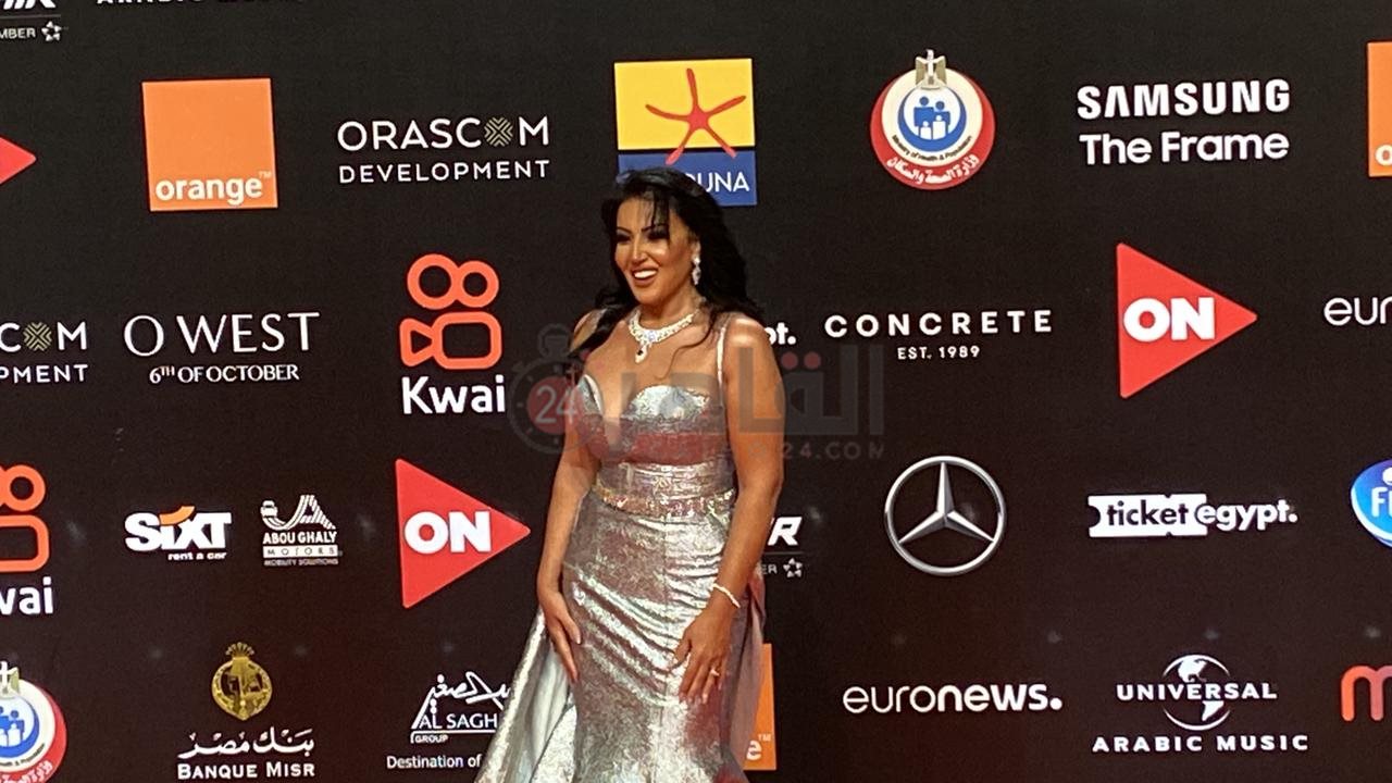 سمية الخشاب (8)