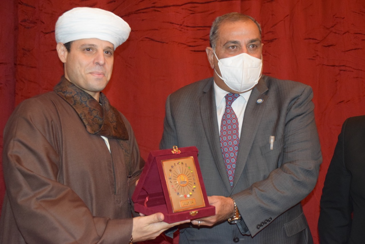 احتفالية المولد النبوي بجامعة حلوان