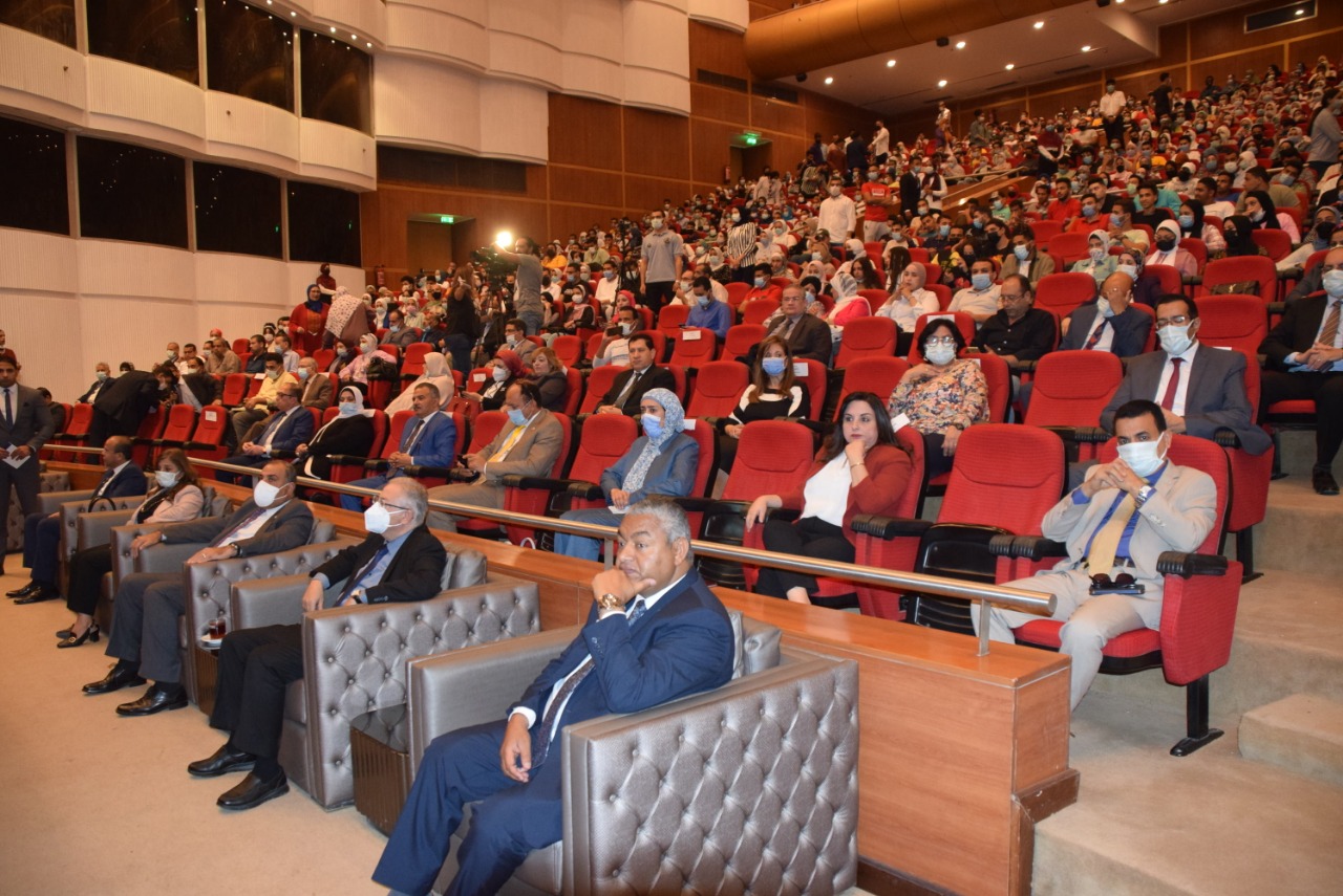 احتفالية المولد النبوي بجامعة حلوان