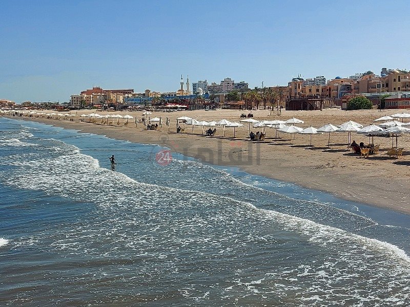 أوقات الهدوء علي بحر بورسعيد 