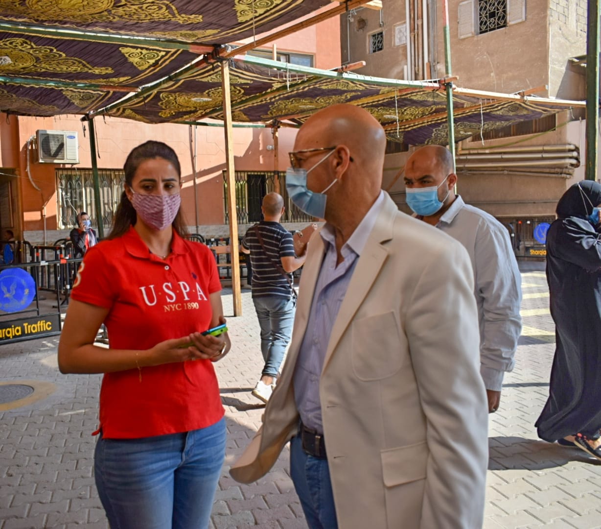 تطعيم المواطنين بلقاح كورونا بالشرقية 05