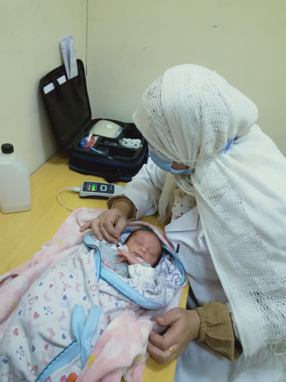 المبادرة الرئاسية لفحص الأطفال الرضع بالشرقية 04