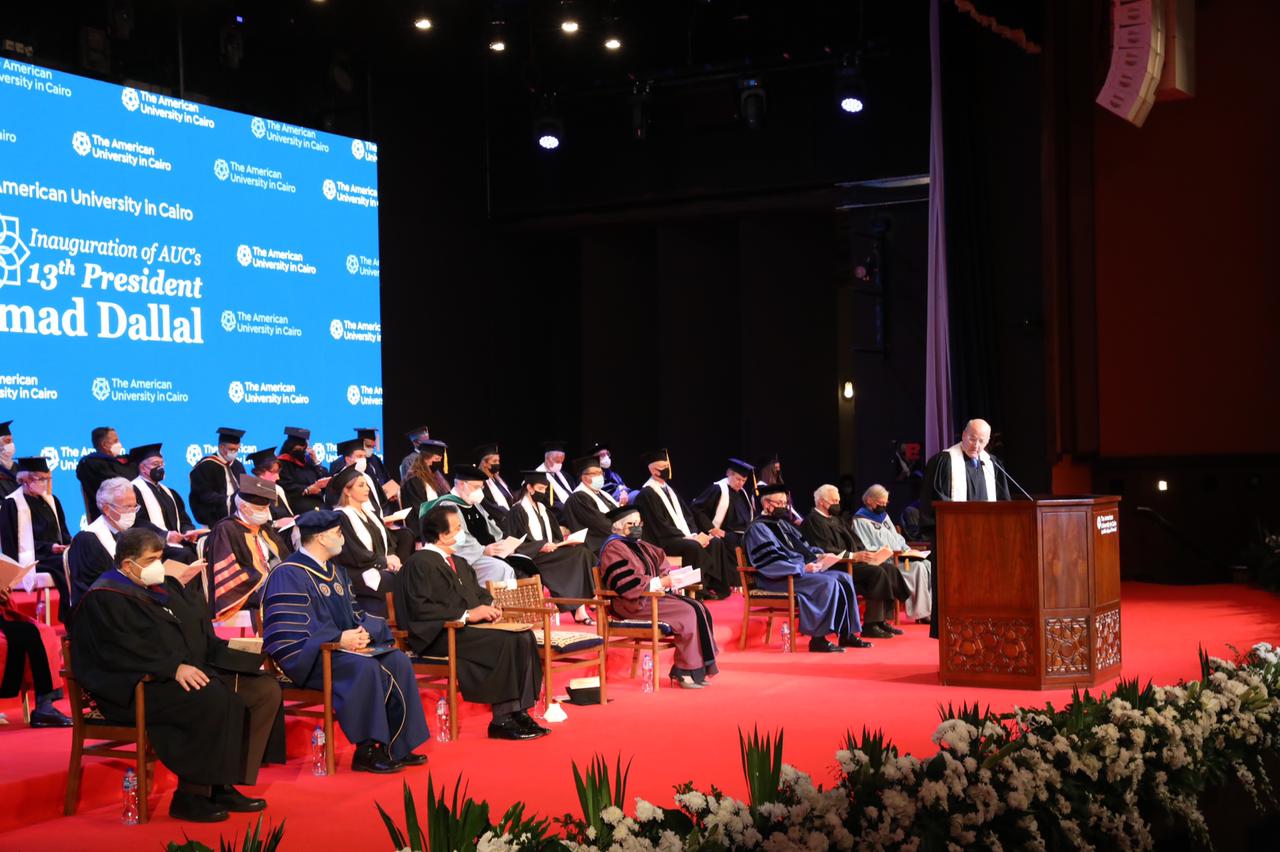 جانب من التنصيب