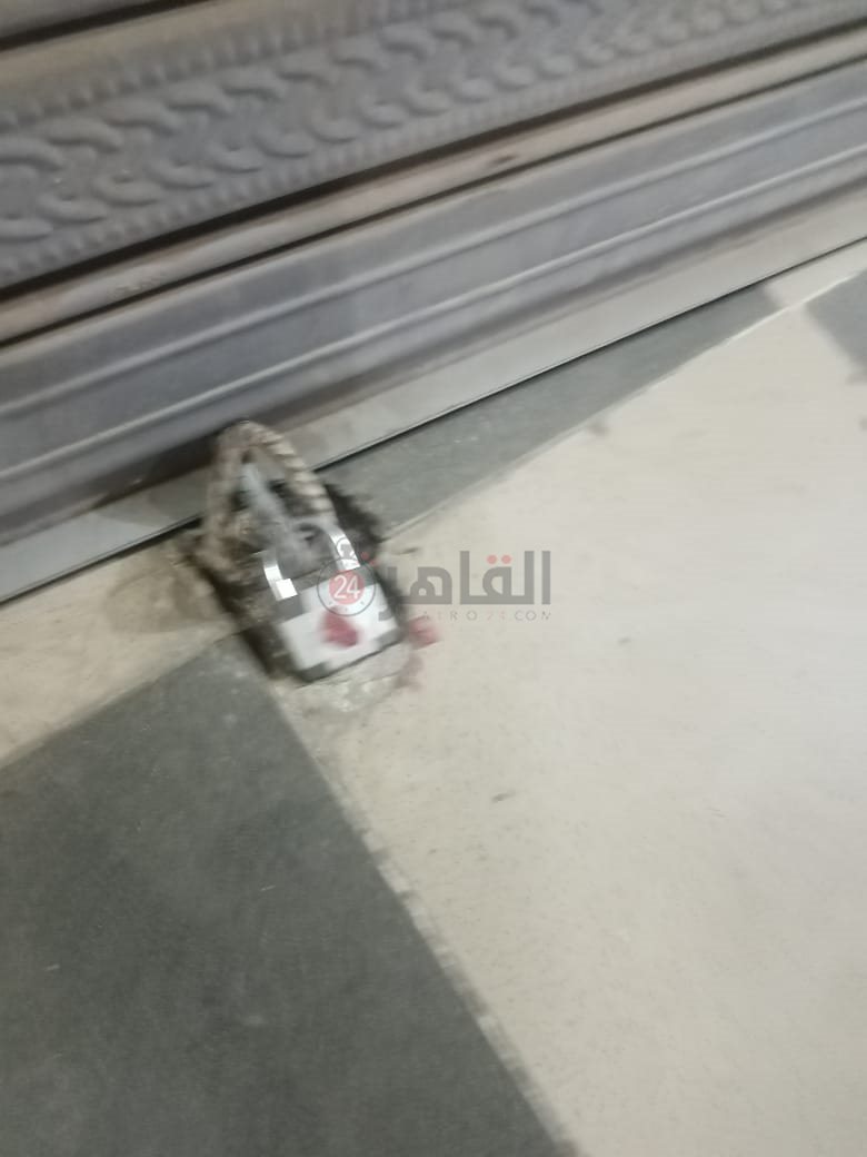 تشميع محل ملابس شهير في الهرم