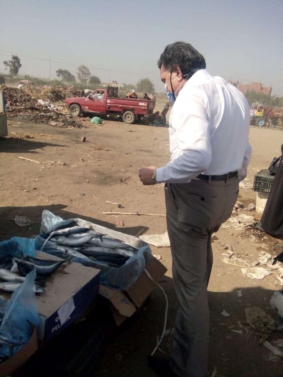 حملة تفتيشية على المنشآت الغذائية بالشرقية 05