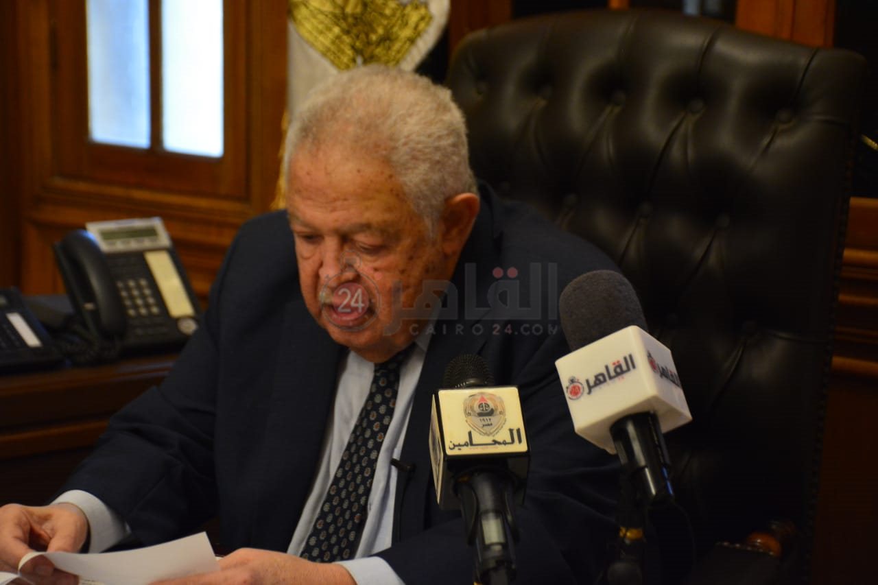 نقيب المحامين