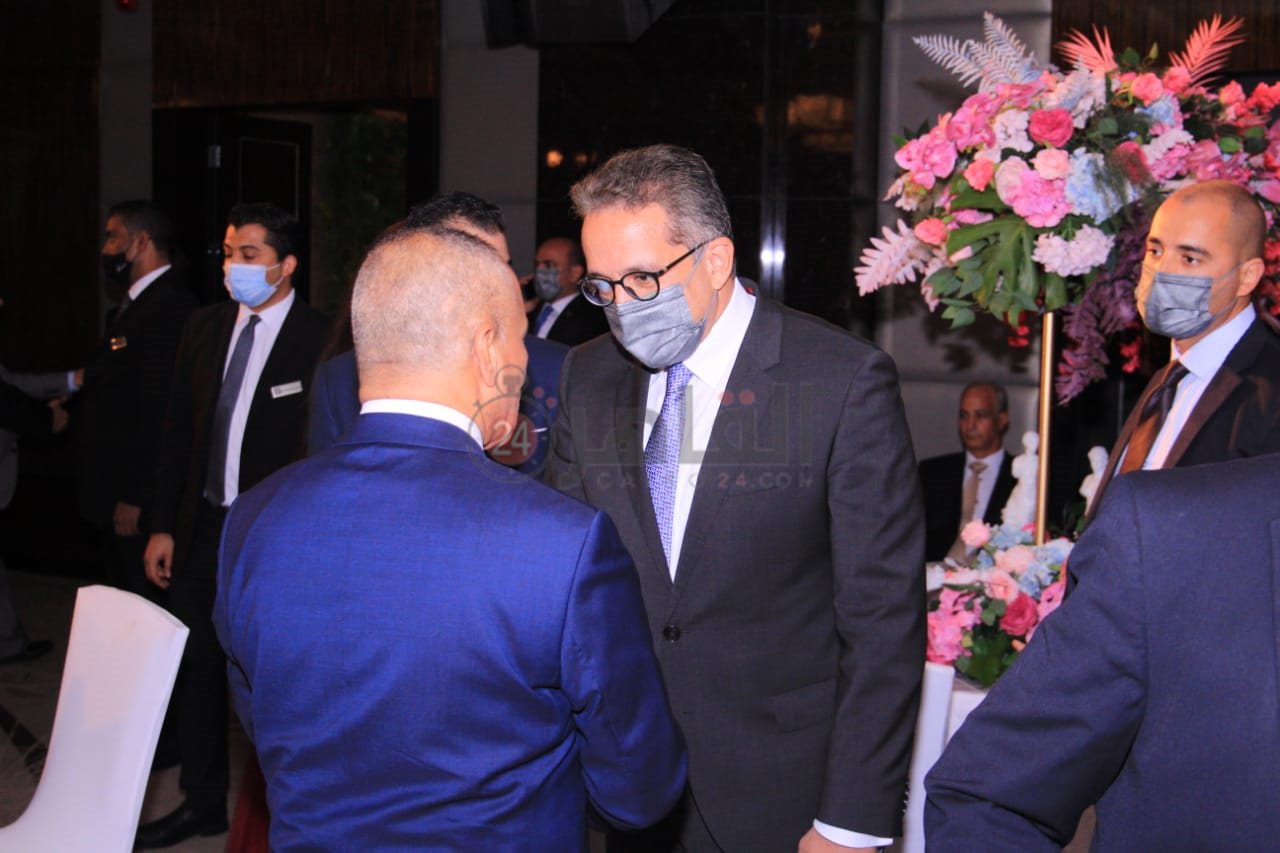 وزير السياحة