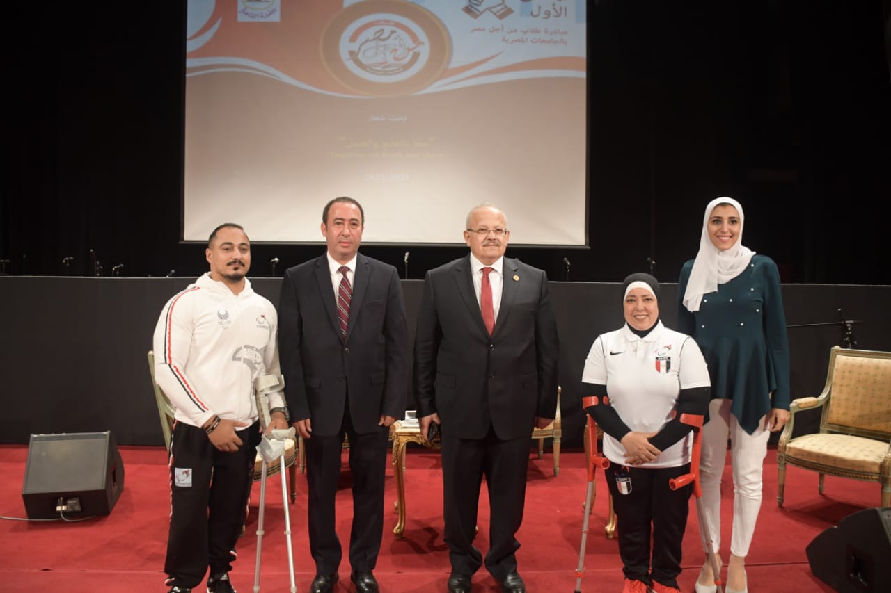 جانب من فعاليات الملتقى