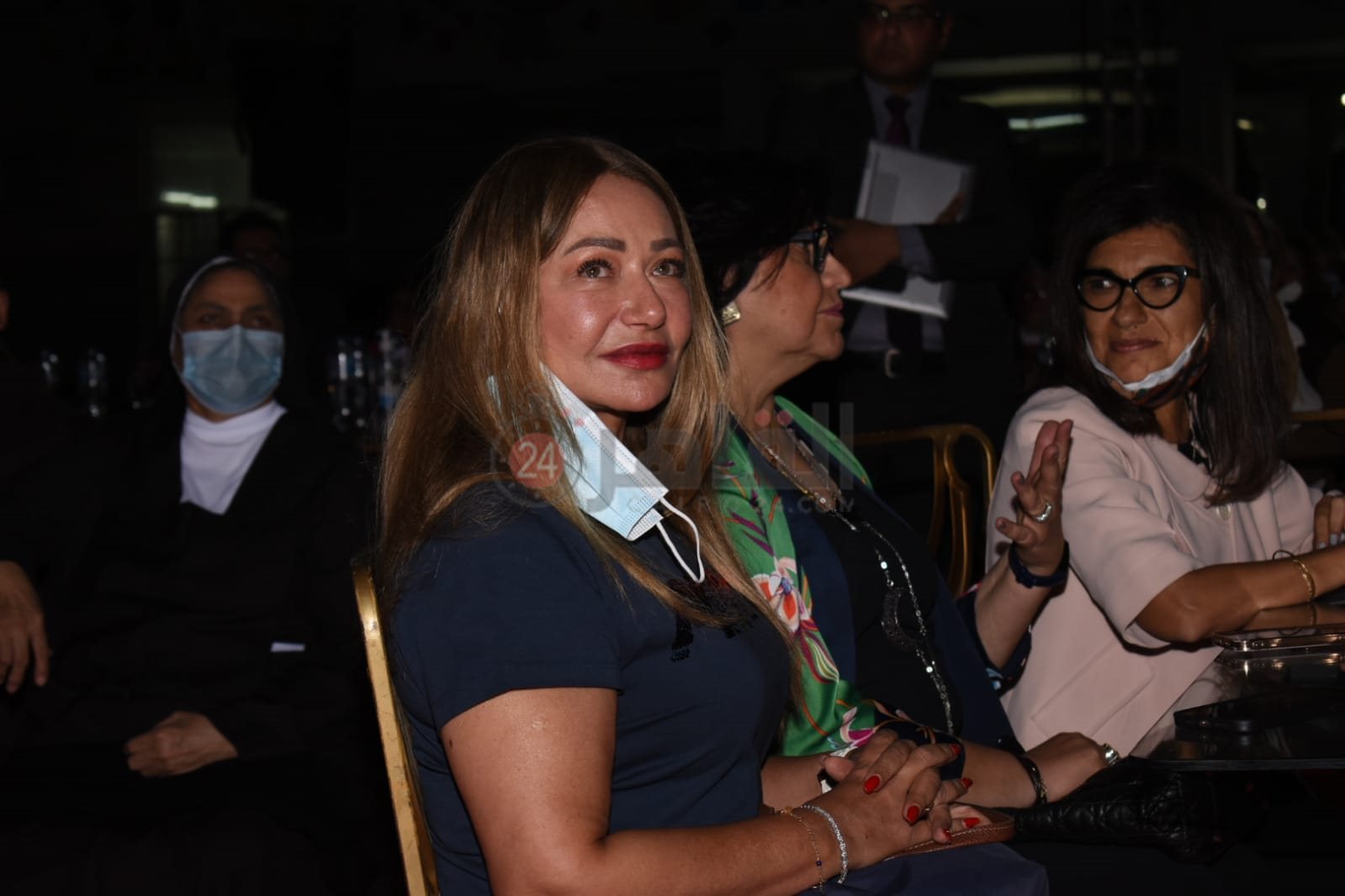 ليلى علوي في افتتاح نهاد صليحة (1)