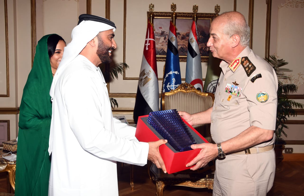 أثناء اللقاء