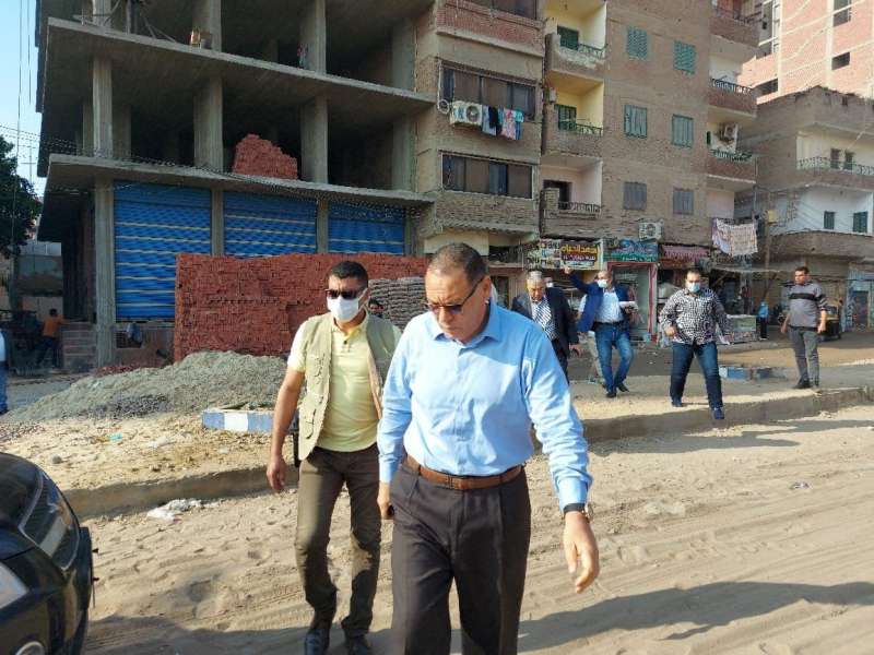 جولة محافظ الشرقية بمركز ومدينة فاقوس 05