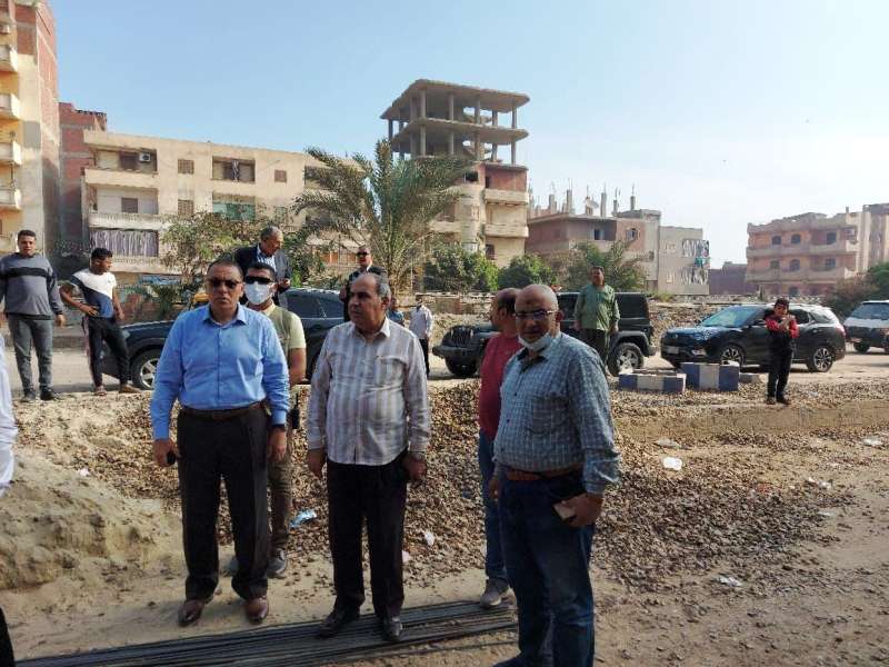 جولة محافظ الشرقية بمركز ومدينة فاقوس 06