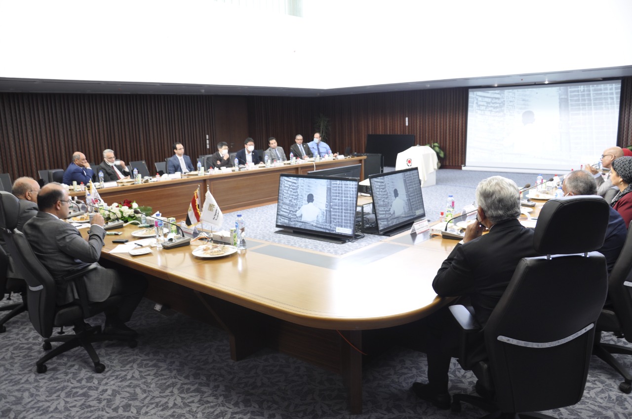 رئيس البورصة المصرية يوقع بروتكول تعاون مع الجامعة اليابانية 