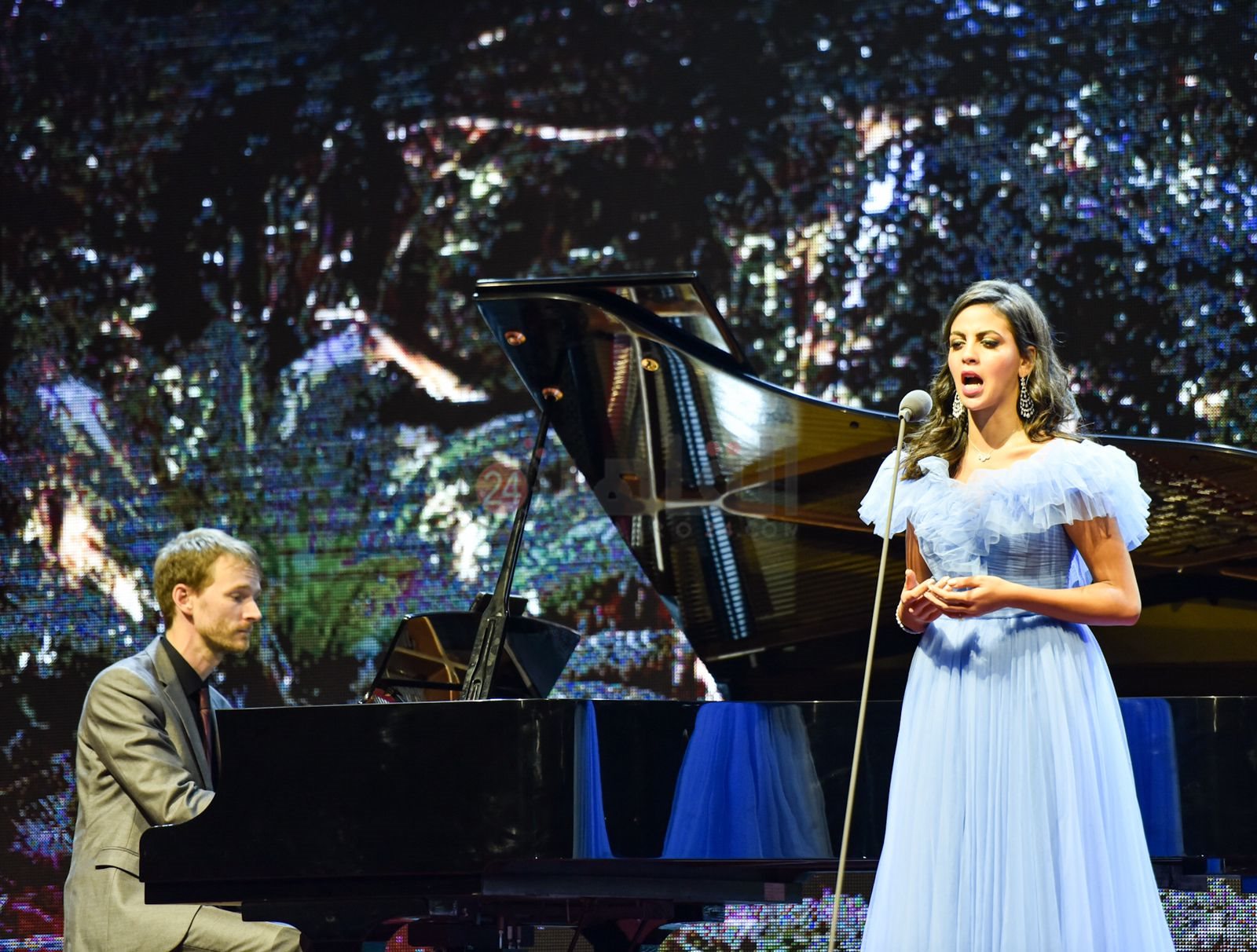 حفل فاطمة السعيد (2)