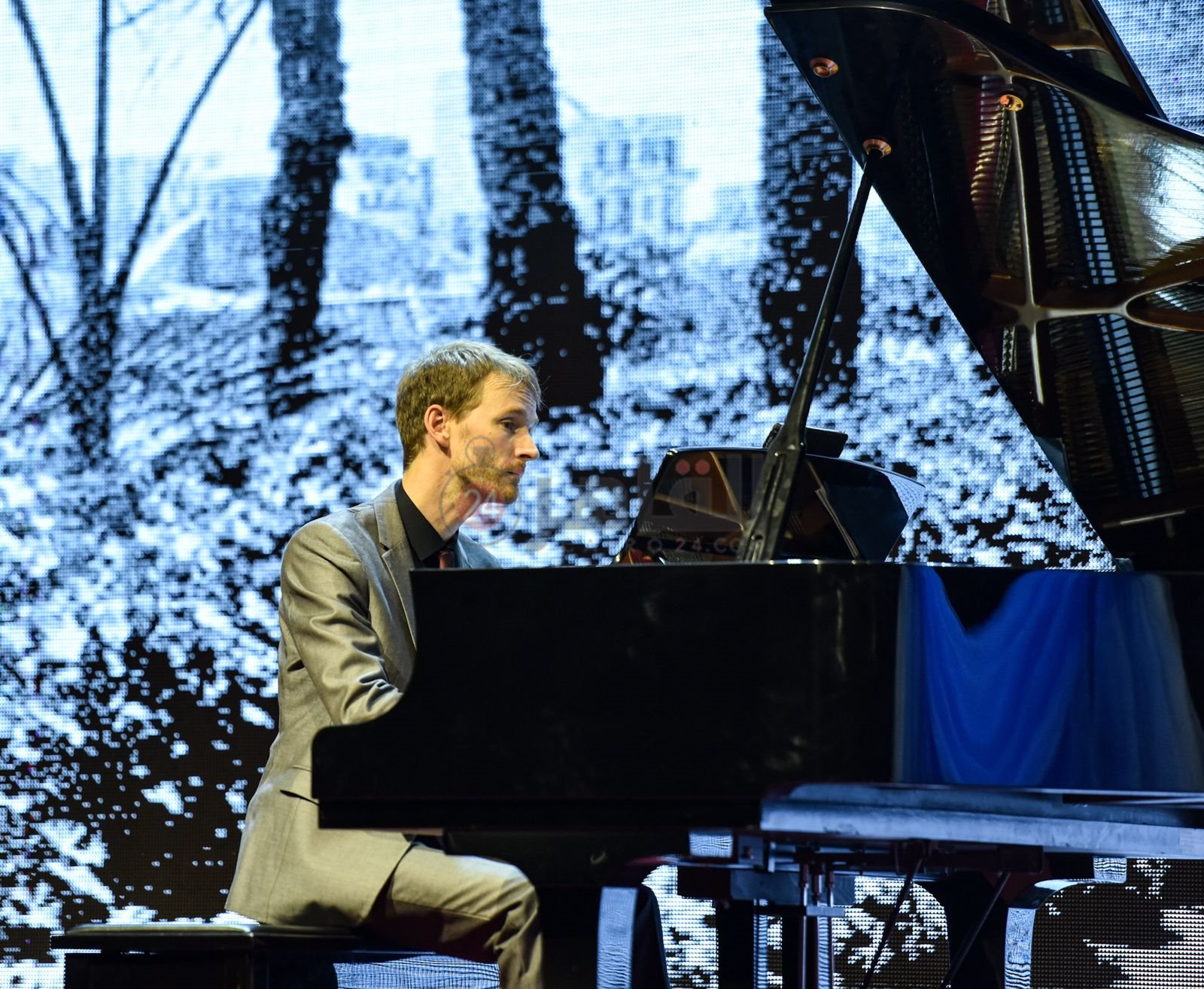 حفل فاطمة السعيد (7)