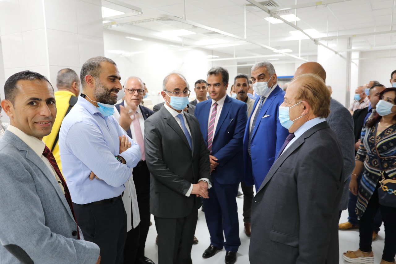 وفد جامعي يتفقد مستشفى العاشر من رمضان الجامعي 03