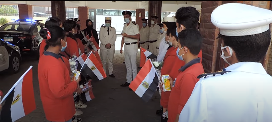 زيارة لطلاب إحدى المدارس