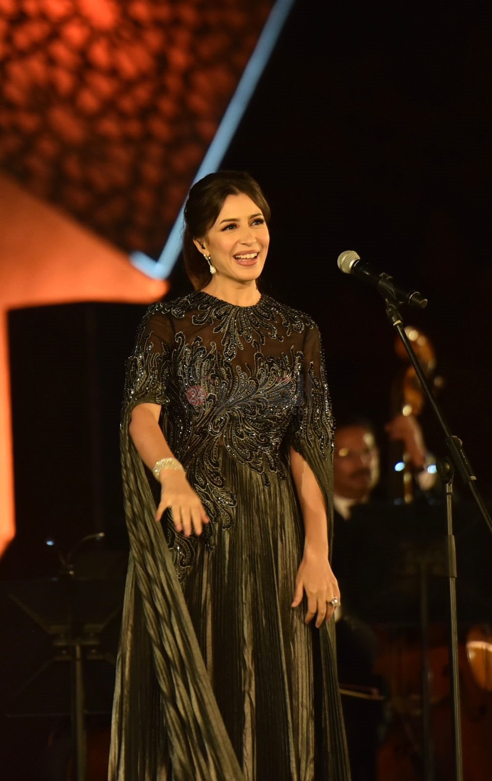 F0522546-3D76-4449-ABCE-84611806DF4C