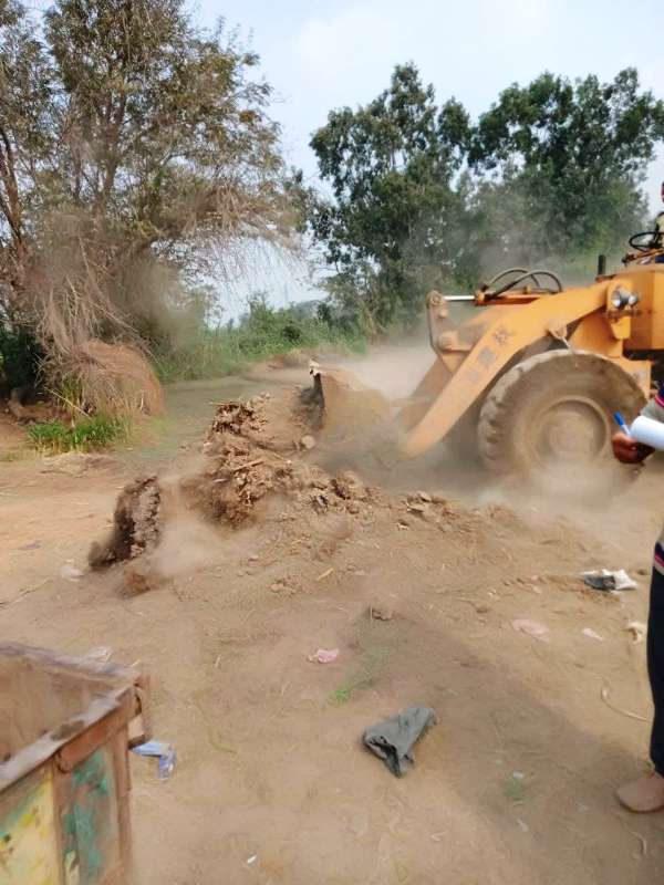 إزالة التعديات على الأراضي بالشرقية