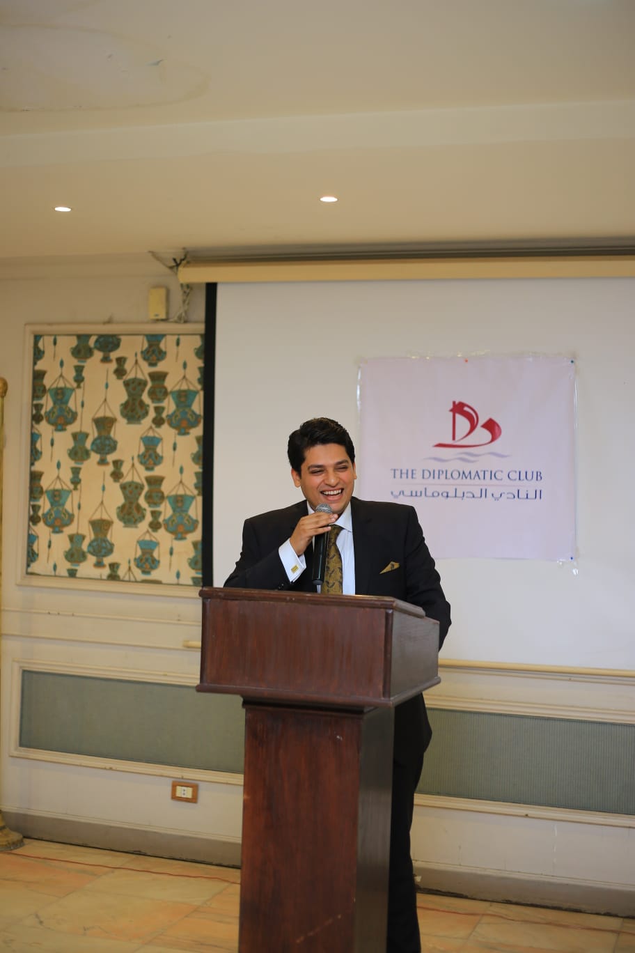 28eef6f0-419c-46b0-9b99-7f9139e90f89