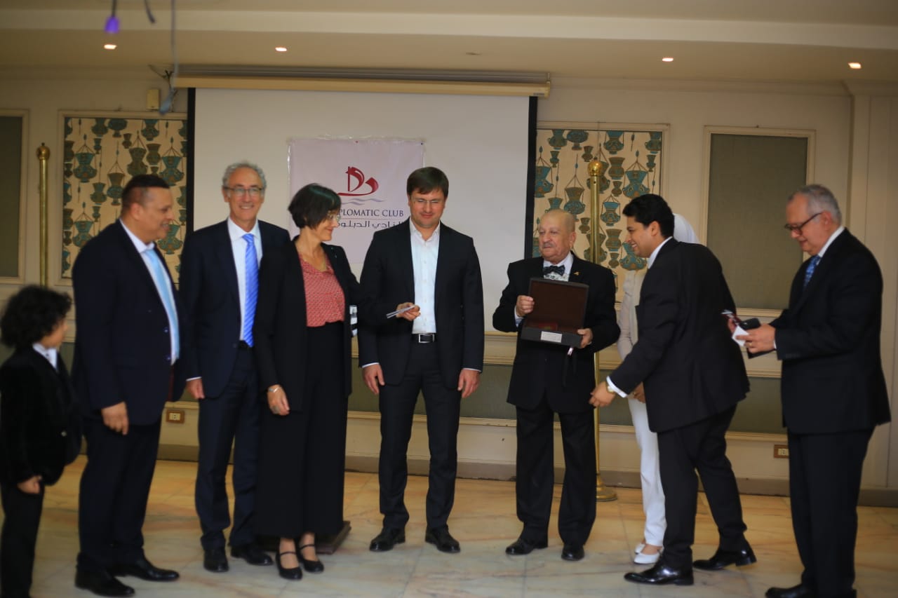 313bedfa-a128-4e52-9669-b54e1404f84c