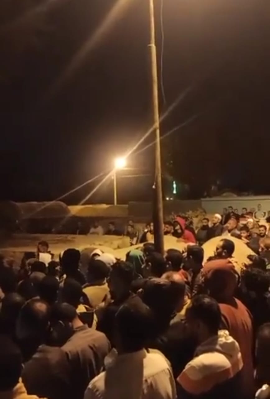 جنازة ضحايا حادث انقلاب سيارة زفاف بالشرقية 02