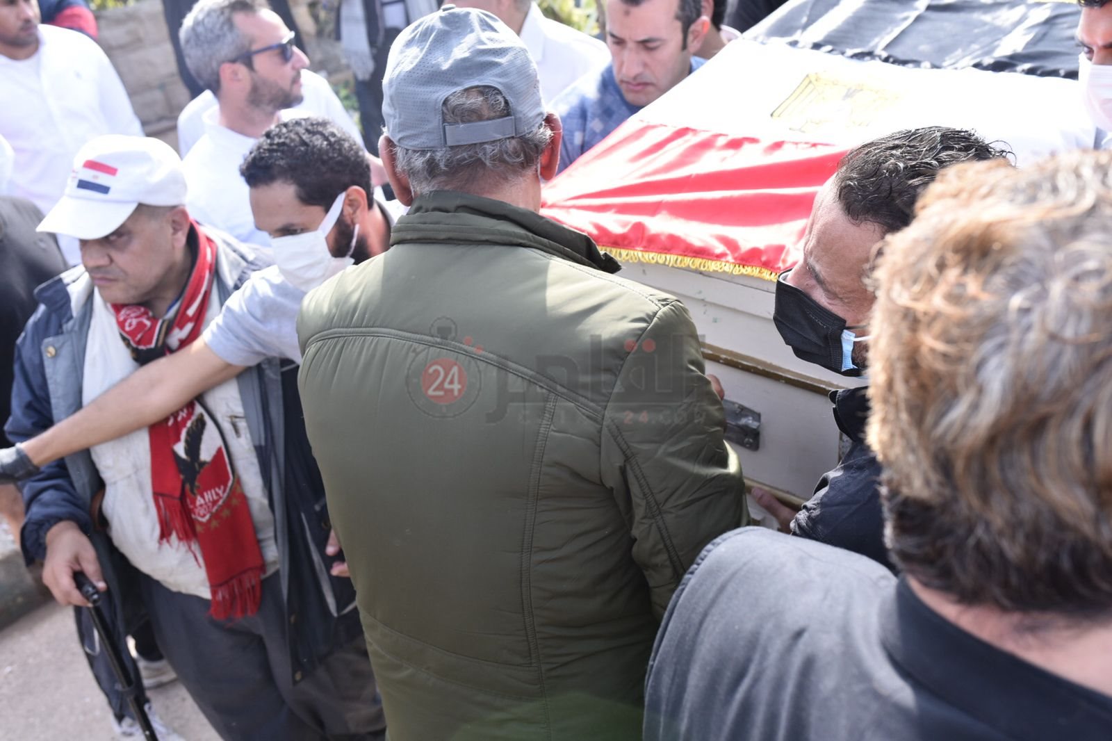 خروج جثمان سهير البابلي من المسجد (3)