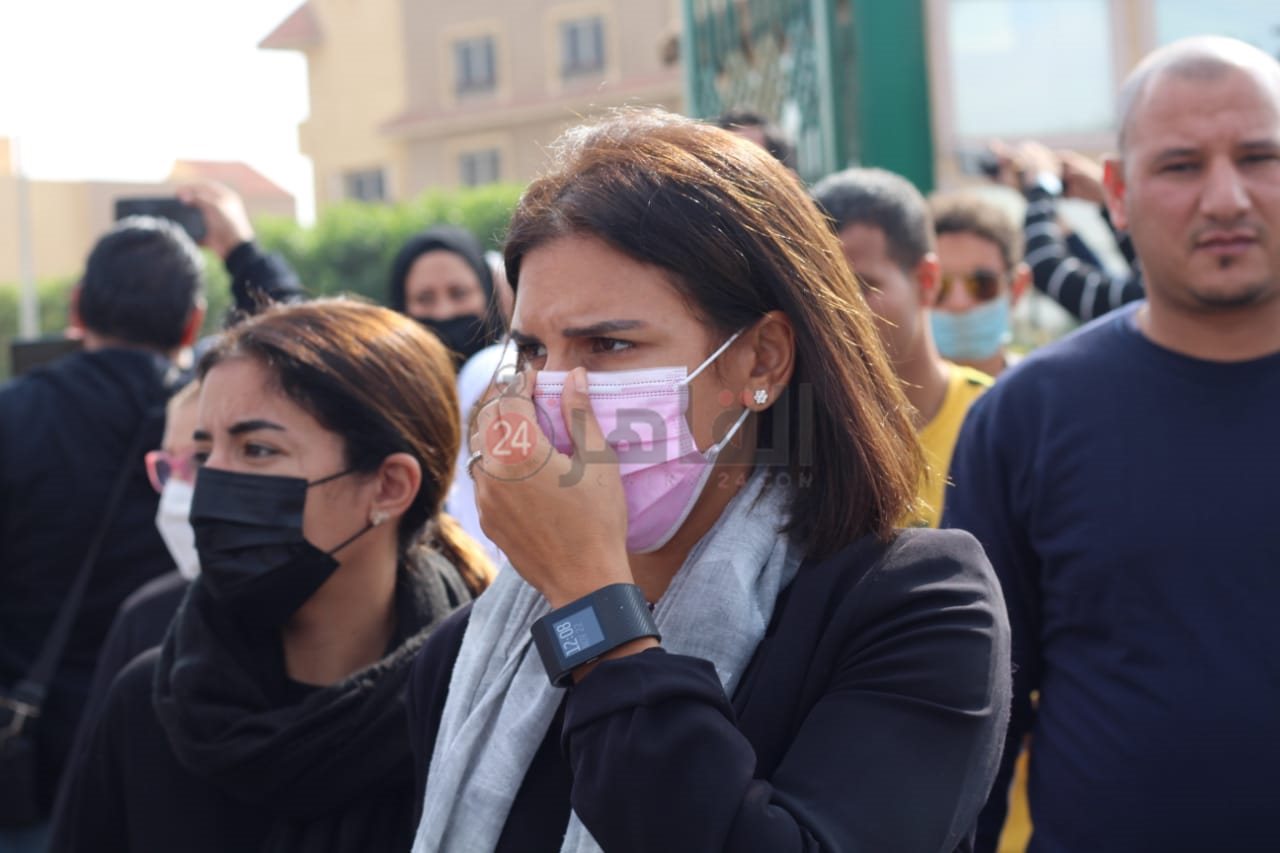 نجوم الفن في جنازة سهير البابلي (8)