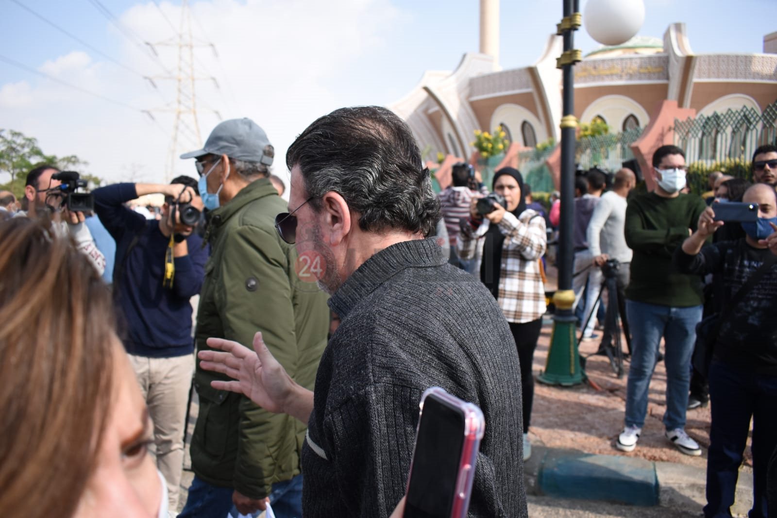 نجوم الفن في جنازة سهير البابلي (17)