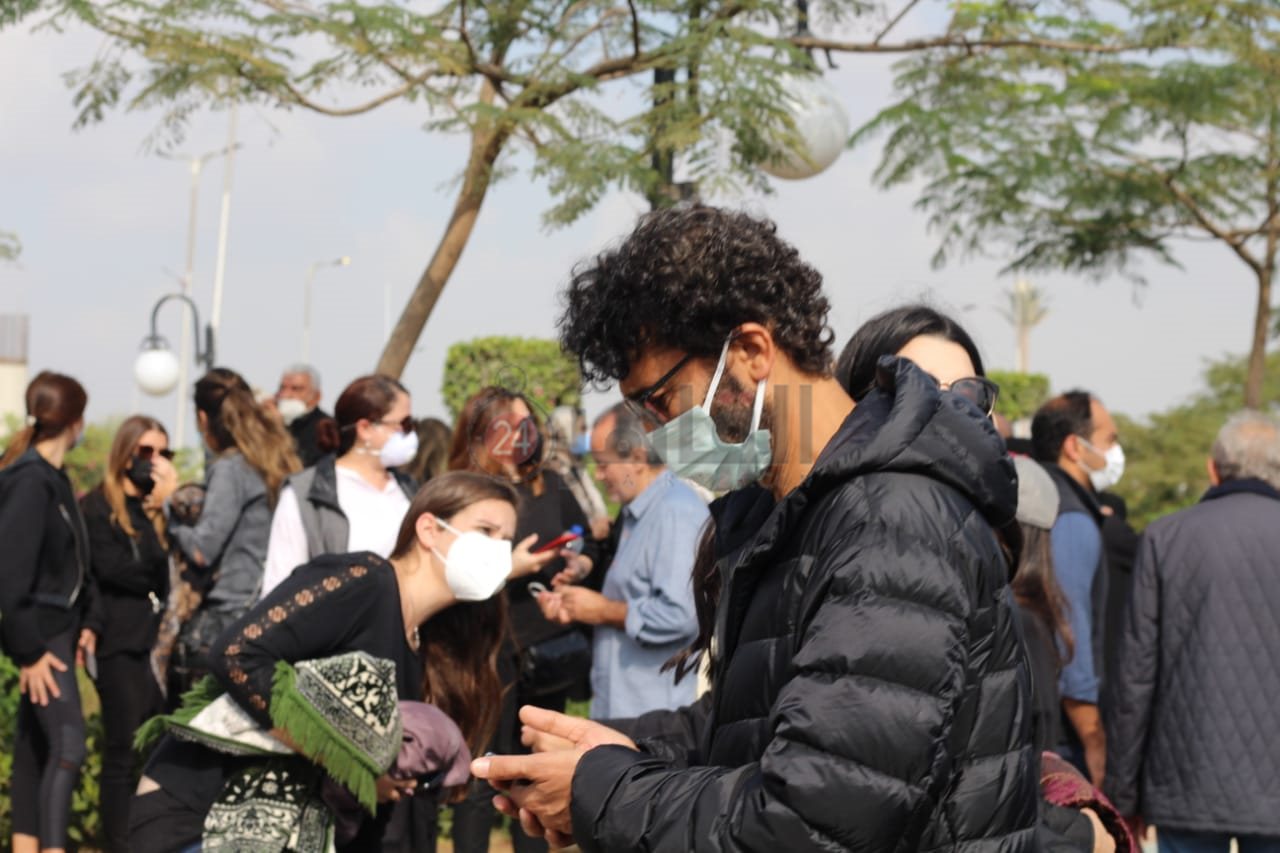 نجوم الفن في جنازة سهير البابلي (18)