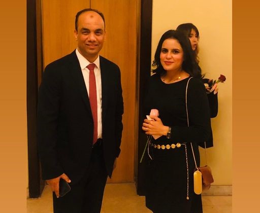 الناقدة الأدبية بريهان أحمد رفقة الكاتب اسامة عبد الرؤوف