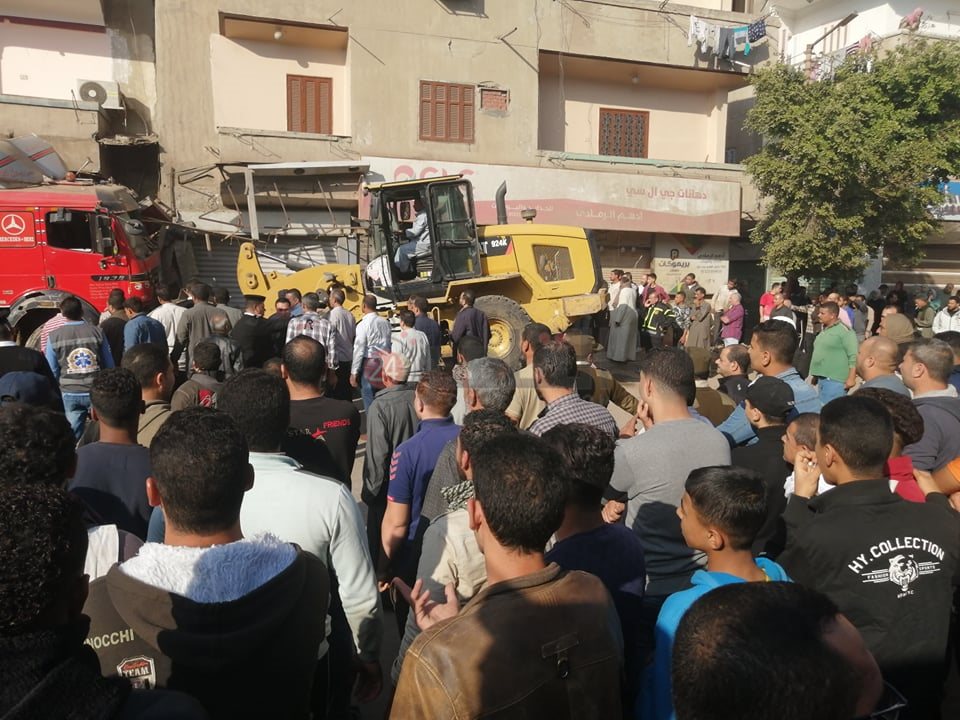 مقطورة تقنحم فرن عيش بالشرقية 01