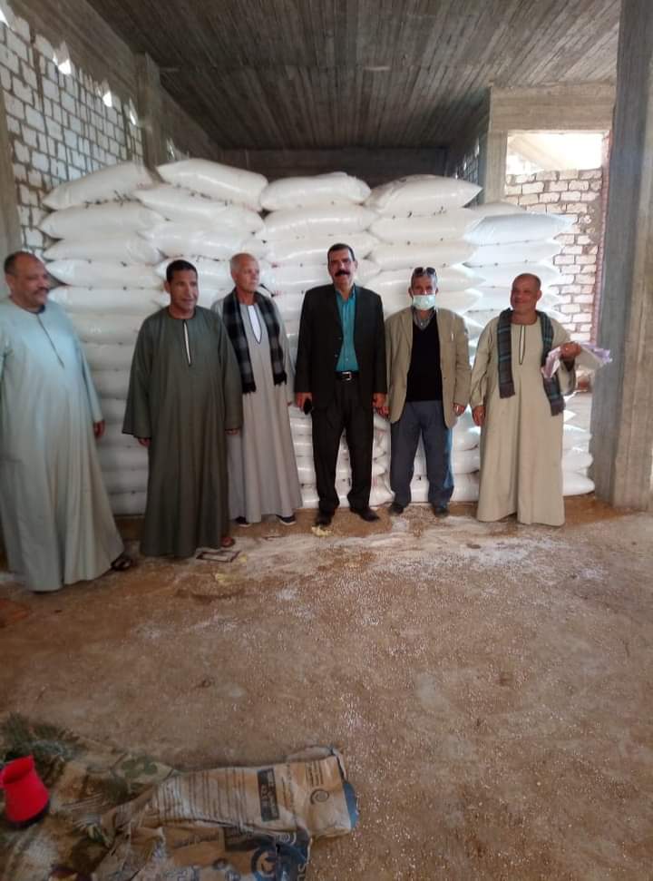 حملات مكثفة على الجمعيات الزراعية في الفيوم