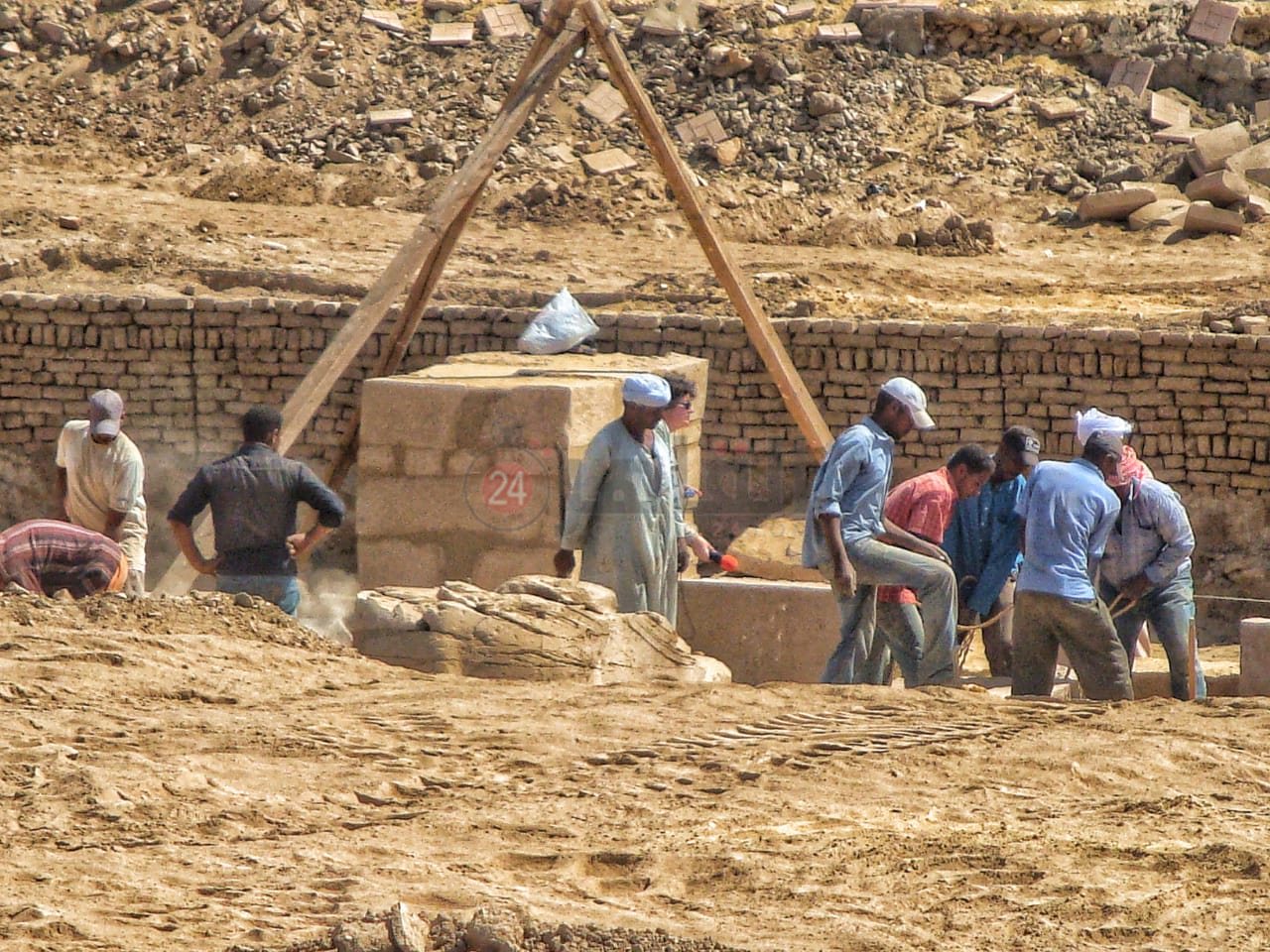  طريق الكباش قديمًا (5)