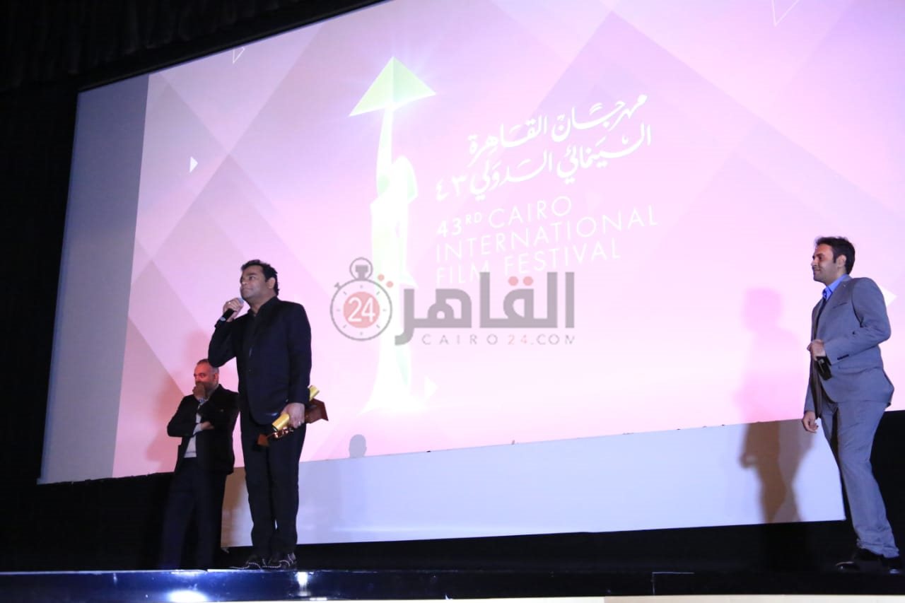 تكريم الموسيقار الهندي أي آر رحمان بمهرجان القاهرة السينمائي (4)