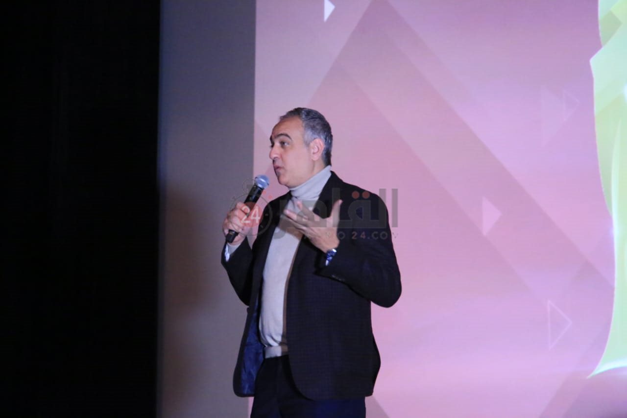 تكريم الموسيقار الهندي أي آر رحمان بمهرجان القاهرة السينمائي (9)