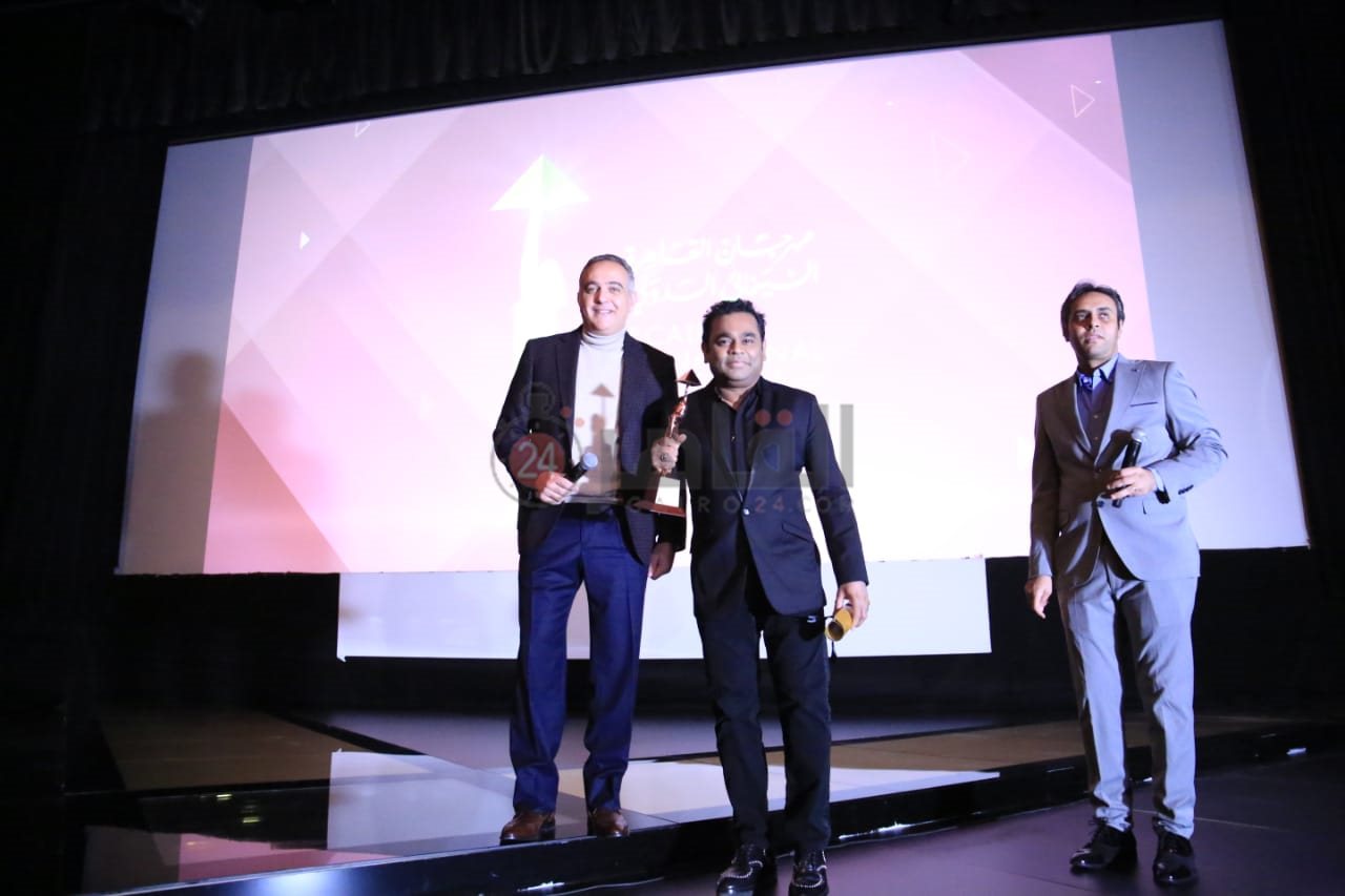 تكريم الموسيقار الهندي أي آر رحمان بمهرجان القاهرة السينمائي (11)