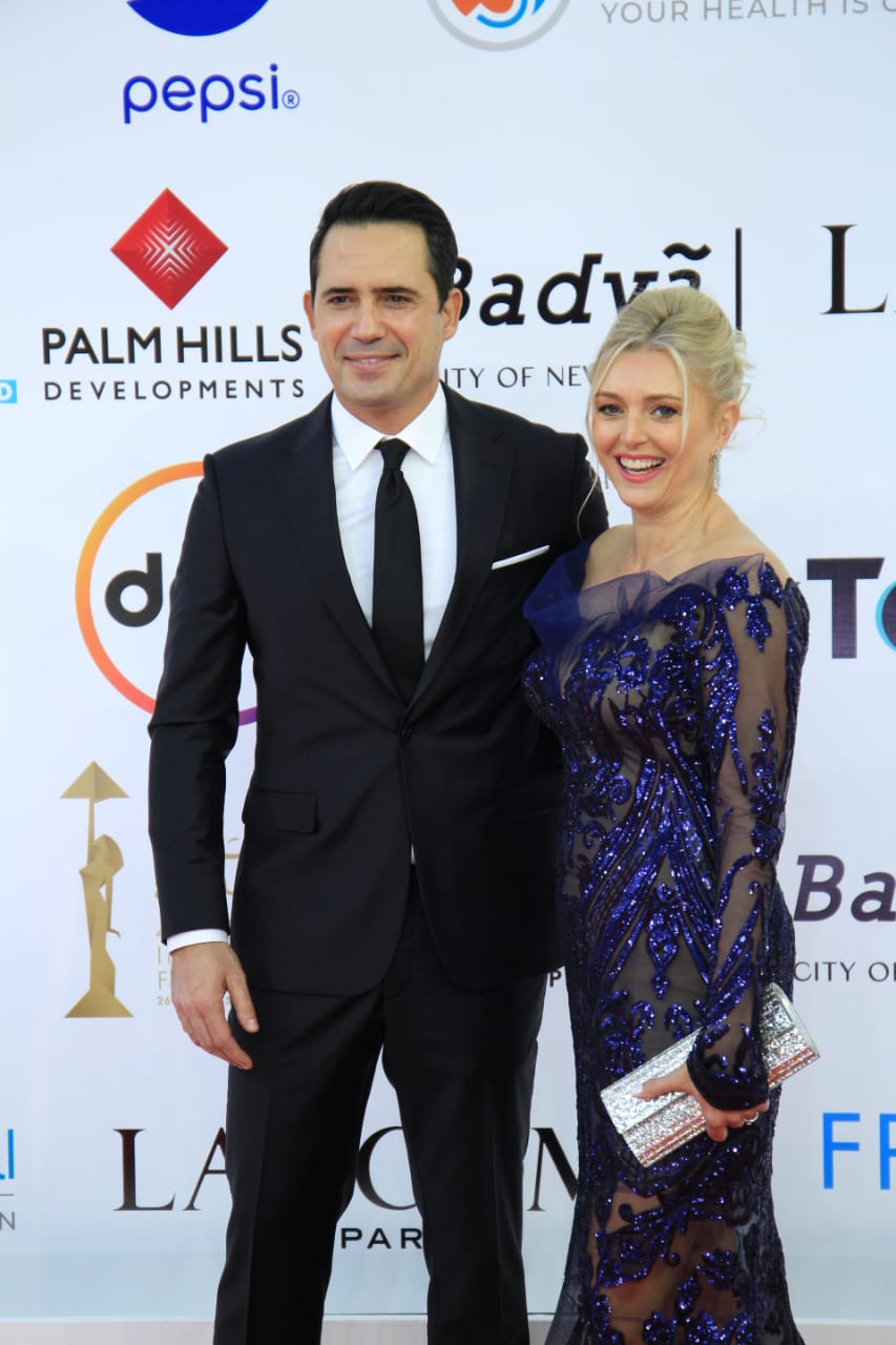 ظافر العابدين وزوجته (1) - Copy