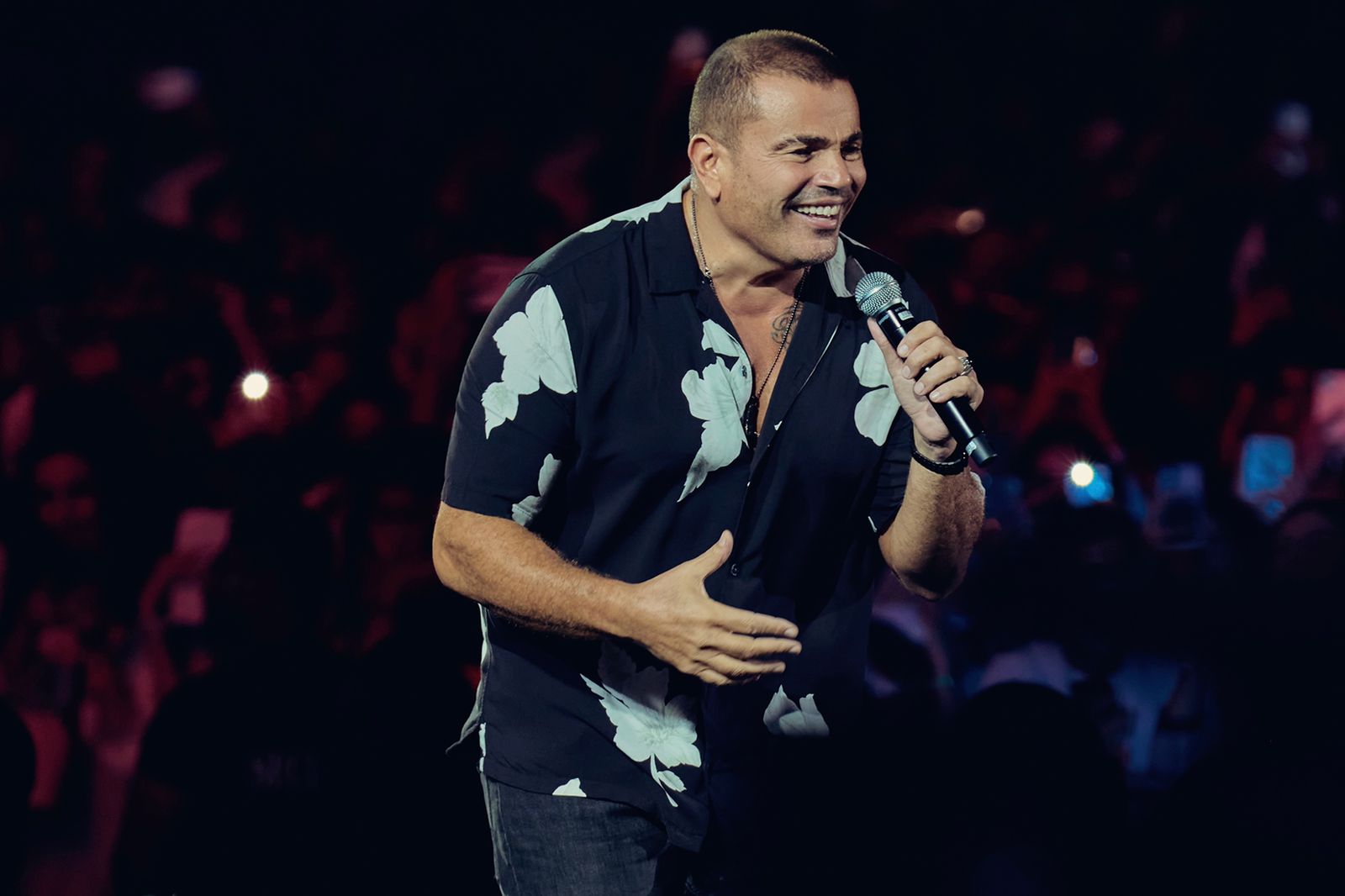 حفل عمرو دياب بالسعودية (7)