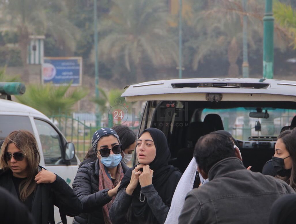 جنازة شقيق مجدي الهواري